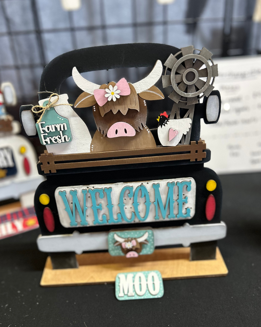 Highland Cow Truck Insert